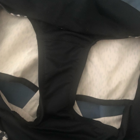 Lululemon speed shorts 8 - Picture 4 of 4